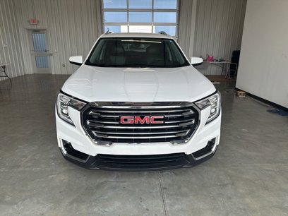 Used 2024 GMC Terrain SLT