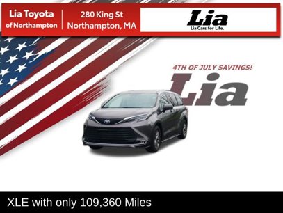 Used 2021 Toyota Sienna XLE