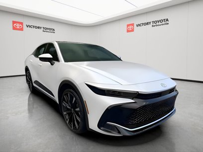 New 2025 Toyota Crown Platinum