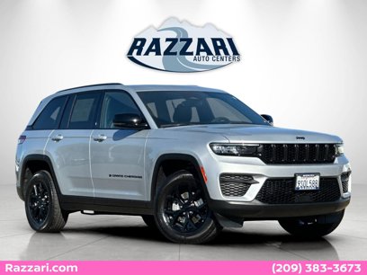 Used 2024 Jeep Grand Cherokee Altitude