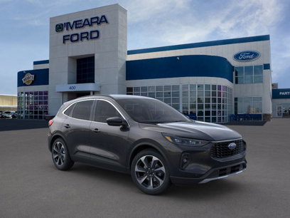 New 2025 Ford Escape Platinum w/ Premium Technology Package