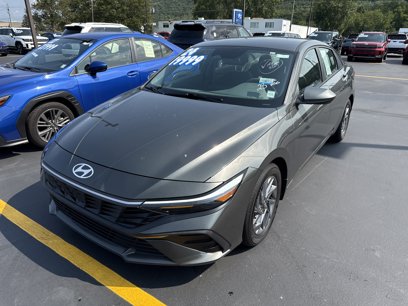Used 2024 Hyundai Elantra SEL