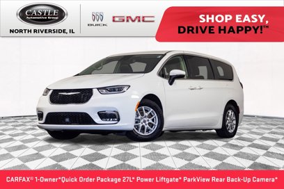 Used 2023 Chrysler Pacifica Touring-L