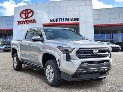 New 2024 Toyota Tacoma SR5