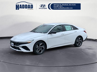 New 2025 Hyundai Elantra SEL