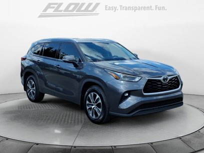 Used 2022 Toyota Highlander XLE