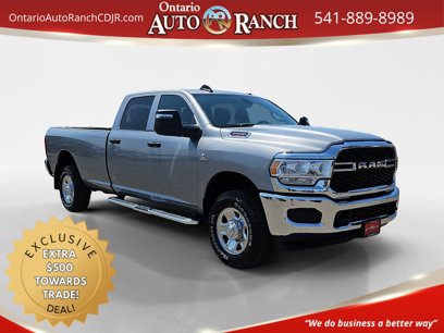 New 2024 RAM 2500 Tradesman w/ Chrome Appearance Group