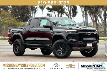 New 2025 Chevrolet Colorado ZR2 w/ Midnight Edition