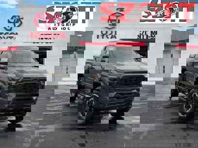 New 2025 Toyota Tacoma TRD Off-Road