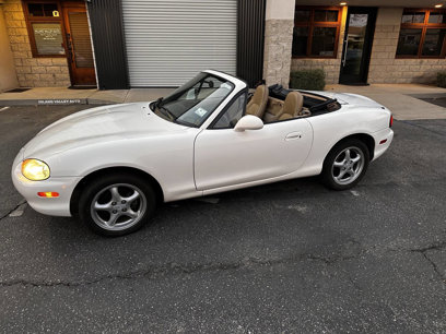 Used 1999 MAZDA MX-5 Miata