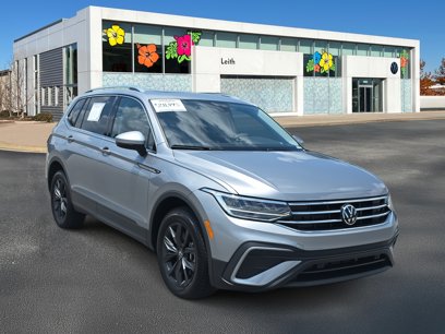 Certified 2024 Volkswagen Tiguan SE w/ Panoramic Sunroof Package