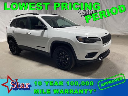 Used 2023 Jeep Cherokee Altitude Lux