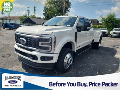 New 2025 Ford F450 Platinum w/ FX4 Off-Road Package