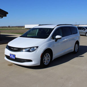 Used 2021 Chrysler Voyager Lxi