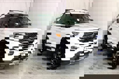 Used 2024 Ford Explorer XLT w/ Equipment Group 202A