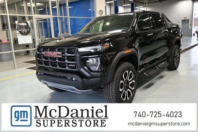 New 2025 GMC Canyon AT4 w/ Nightfall Edition