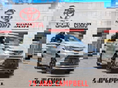 Used 2024 Toyota Sienna XLE Woodland Edition