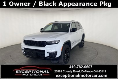 Used 2023 Jeep Grand Cherokee Limited w/ Black Appearance Package