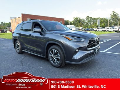 Used 2022 Toyota Highlander XLE