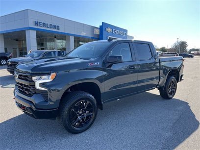 New 2025 Chevrolet Silverado 1500 LT Trail Boss w/ Convenience Package II