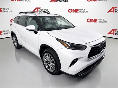 Used 2023 Toyota Highlander Platinum