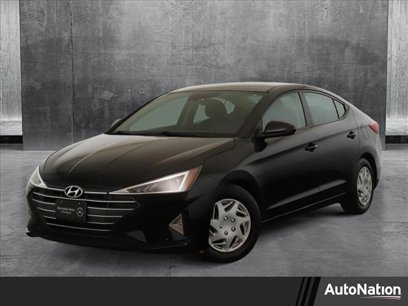 Used 2020 Hyundai Elantra SE w/ Cargo Package (C1)