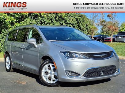Certified 2017 Chrysler Pacifica Touring-L Plus w/ Advanced Safetytec Group
