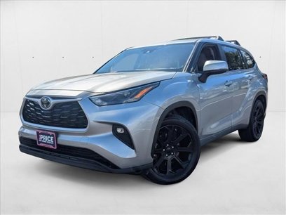 Used 2023 Toyota Highlander LE