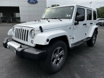Used 2017 Jeep Wrangler Unlimited Sahara w/ Connectivity Group