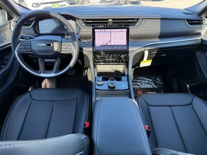 New 2025 Jeep Grand Cherokee Limited w/ Luxury Tech Group II