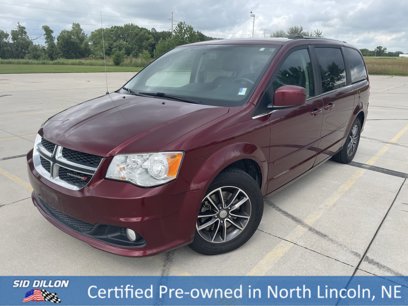 Used 2017 Dodge Grand Caravan SXT w/ Rear Park Assist Package
