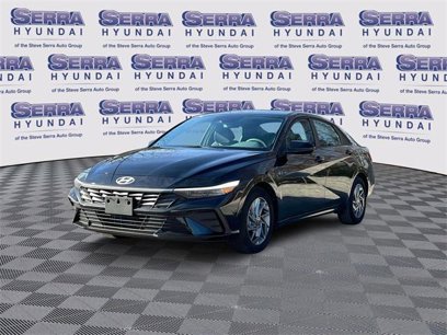 New 2025 Hyundai Elantra Blue
