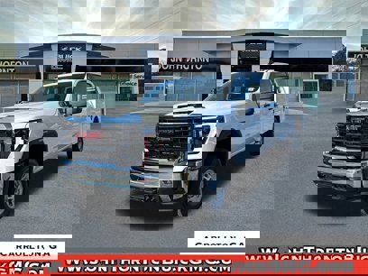 New 2024 GMC Sierra 2500 Pro