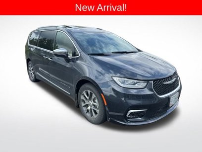 Used 2021 Chrysler Pacifica Pinnacle