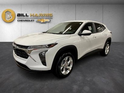 New 2025 Chevrolet Trax LS w/ LS Convenience Package
