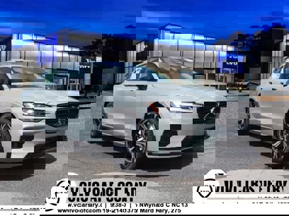 New 2024 Volvo S60 B5 Plus w/ Climate Package