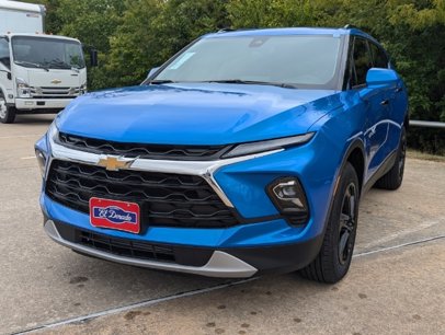 New 2025 Chevrolet Blazer LT w/ Convenience Package