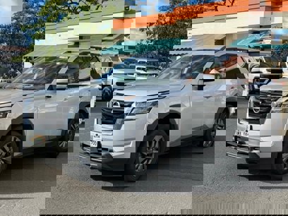 Used 2022 Nissan Pathfinder SV