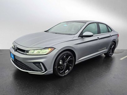 New 2025 Volkswagen Jetta SE