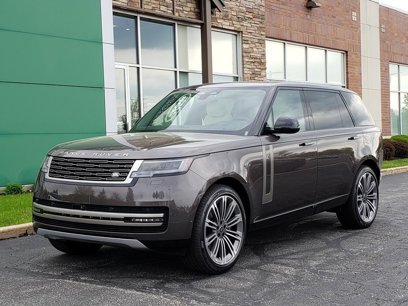 New 2025 Land Rover Range Rover Long Wheelbase SE