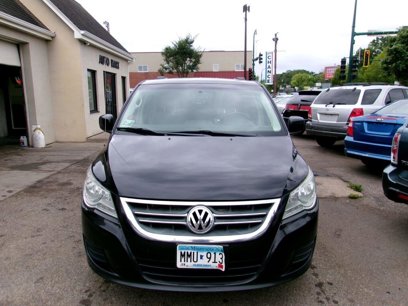 Used 2011 Volkswagen Routan SE