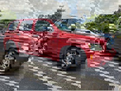 Used 2010 Chevrolet HHR LT