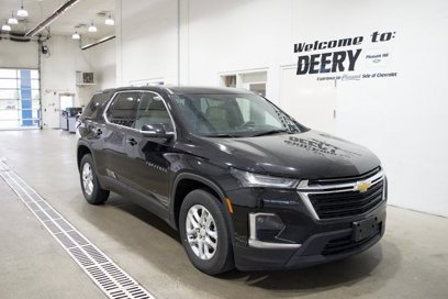 Used 2023 Chevrolet Traverse LS