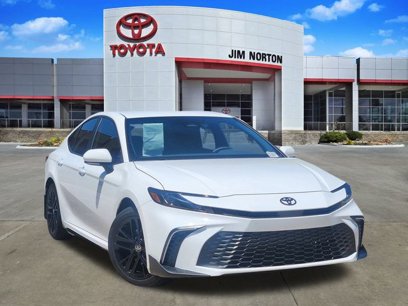 Used 2025 Toyota Camry SE
