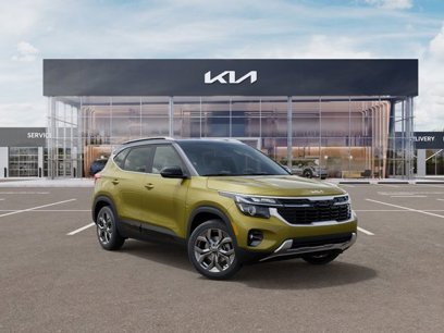 New 2024 Kia Seltos S