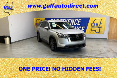 Used 2024 Nissan Pathfinder SV