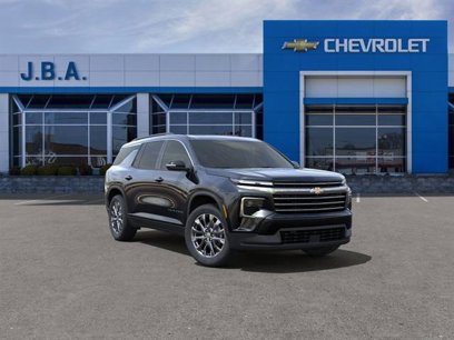 New 2025 Chevrolet Traverse LT w/ Sun and Wheel Package