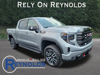New 2025 GMC Sierra 1500 AT4 w/ AT4 Premium Package