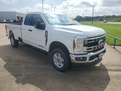 Used 2025 Ford F250 XLT w/ Camper Package