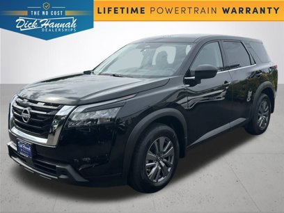 New 2025 Nissan Pathfinder S